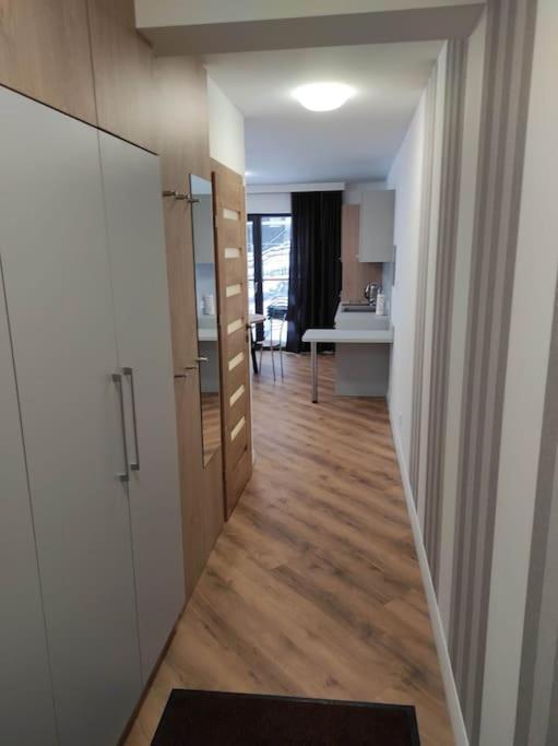 Apartament 17 Szklarski ชกลาร์สกา ปอเรมบา ภายนอก รูปภาพ