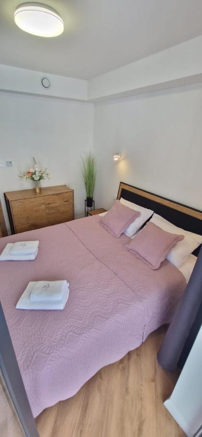 Apartament 17 Szklarski ชกลาร์สกา ปอเรมบา ภายนอก รูปภาพ